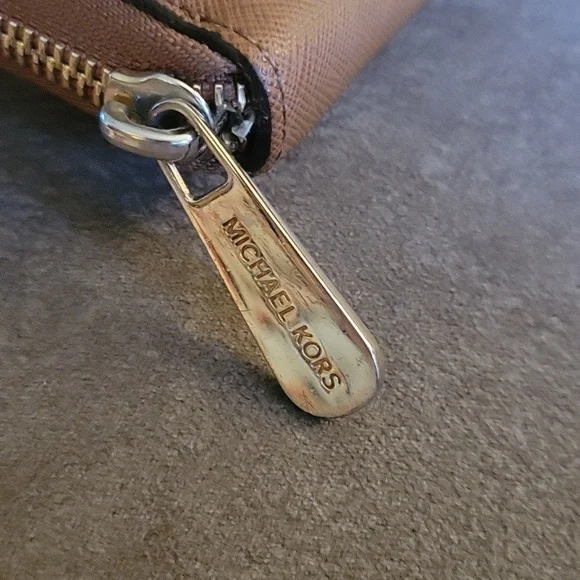 MICHAEL KORS 1990s Camel Brown Large Jet Set Travel Leather Wallet E-1303 - Picture 5 of 9